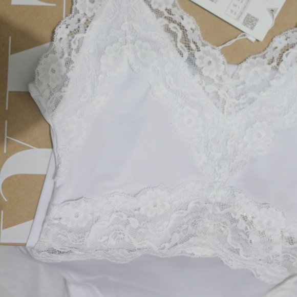 NWT Lace Stretchy White Zara Bodysuit. - Picture 3 of 9